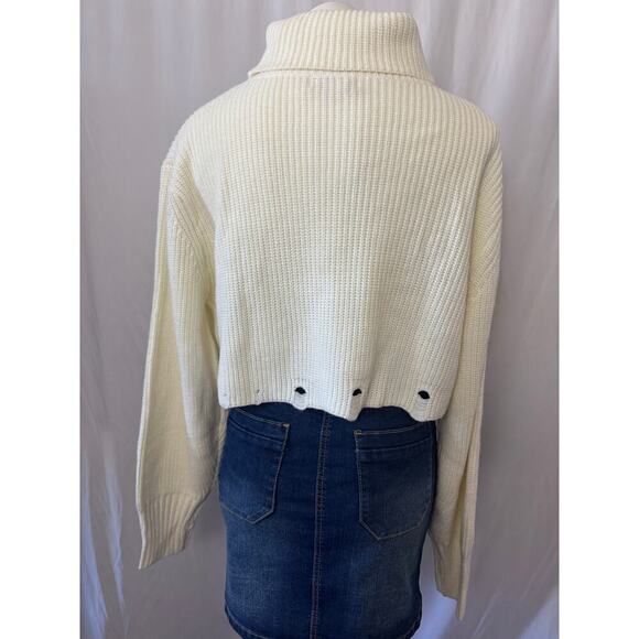 Dance & Marvel Cropped White Turtleneck Sweater - Size Small - Picture 3 of 7